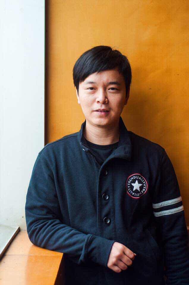 1.黎丙松.jpg